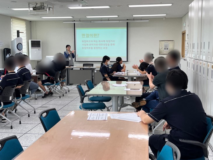 ccec19b52ce448641b391aee85fa664b.jpg